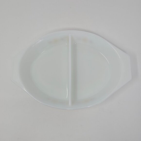 Vintage Pyrex 963 Town and Country 1.5 Quart Divided Casserole Dish - Picture 11 of 13
